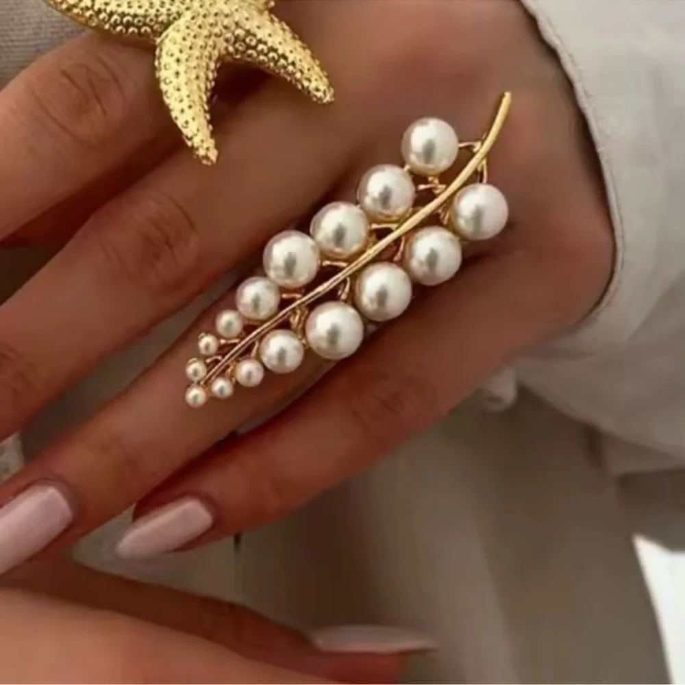 Pearl Gold Leaf Adjustable Ring
